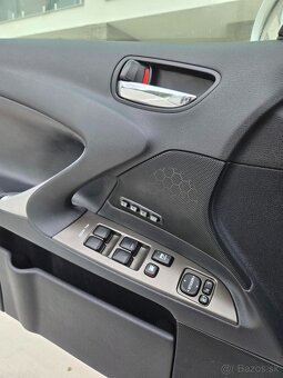 Lexus IS250 A/T - 16