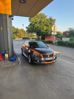 Suzuki Kizashi, 2011. 6st. manuál, predný pohon, panorama - 16
