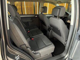 Volkswagen Touran 2.0 TDI Premium Comfortline - 16