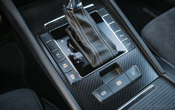 Škoda Superb 2020 140kw DSG 4x4 SPORTLINE Webasto Ťažné - 16
