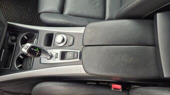 BMW X5 XDrive30d 173 kw  6AT 1.maj. kup.SR - 16