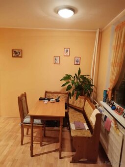 Veľký dvojizbový byt ihneď voľný - 16