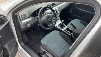 Volkswagen Passat Variant 1.6 TDI BMT Comfortline - 16
