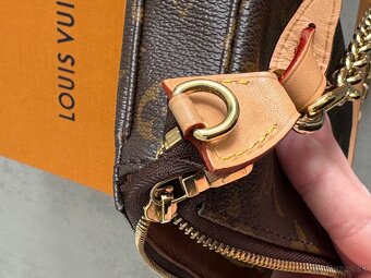 Louis Vuitton Pochette Accessories, pc 1390€ - 16