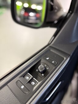 Volkswagen T6.1 Multivan 2.0 TDI 150k Highline DSG - 16