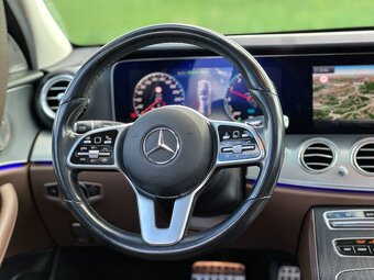 Mercedes E trieda T 300 de A/T Plug-in Hybrid 308PS 2020 TOP - 16