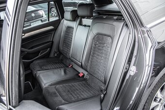 Volkswagen Passat Variant 2.0 TDI BMT Highline R-Line DSG - 16