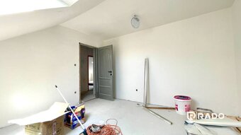 RADO | 7-izbový dom 190m2 + pozemok 940m2 | Rajka - Maďarsko - 16