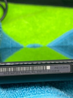 PS VITA PCH-2016 - LCD displej +8gb karta - 16