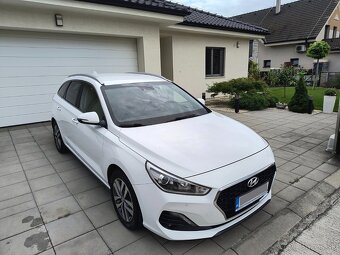 Hyundai i30 CW, benzín, 34 tis. KM, Nové kúp. na Slovensku - 16