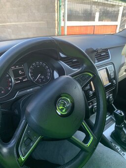Škoda Octavia combi 2.0 DSG - 16