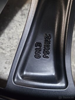 TESLA MODEL Y Originálne 21“ zimné pneumatiky Pirelli - 16
