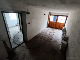 Dom v Ľubochni s potenciálom - 16