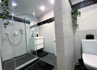 Komplet zariadený 3-izbový byt centrum-na skok od Bulváru - 16