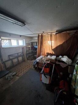 RODINNÝ DOM - ČECHYNCE - 1530m2 POZEMOK - POVODNY STAV - 16