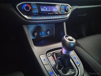 Hyundai i30 AUTOMAT len 68 tisíc km - 16