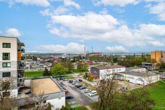 Na predaj pekný 2-izbový byt Nad jazerom - 16