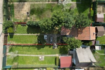 NA PREDAJ | Rekreačná chatka v blízkosti Váhu - 16