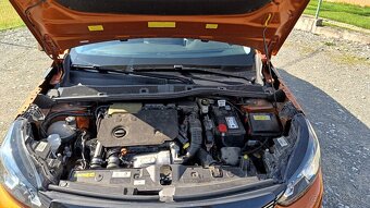 Peugeot 2008 1.5HDi 100 Allure - 16
