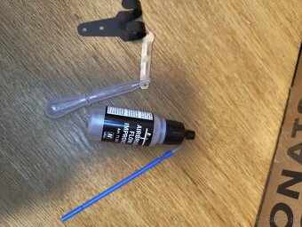 Sada airbrush pištolí (7 ks) s kompresorom a príslušenstvom - 16