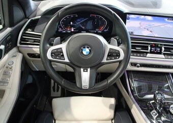 BMW X7 xDrive40d M Sport Individual / nafta poloautomat - 16