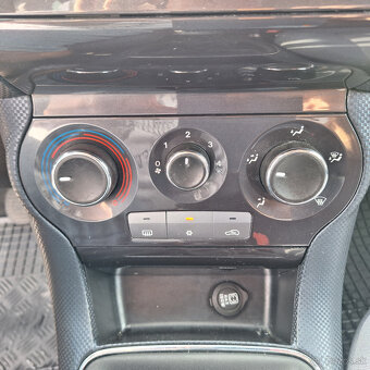 Fiat Bravo 1.6 MJet 120k Emotion - AJ NA SPLÁTKY  - 16