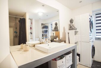 Tehlový 2-izbový byt v centre - Nové Zámky - 16