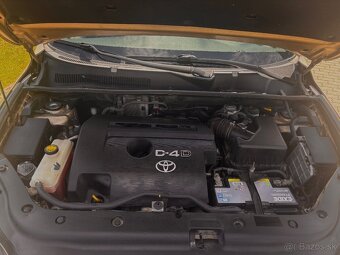 Toyota RAV4 - 16