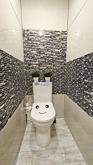 Pekný 3 izbový byt s loggiou na Beňadickej ulici v Petržalke - 16