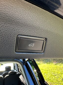 VOLKSWAGEN SHARAN 125kw-DSG-7MÍST-TOP VÝBAVA - 16