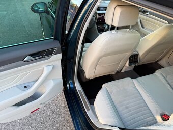 Volkswagen Passat Variant GTE 1.4 TSI 160kw DSG Plug-in Hybr - 16