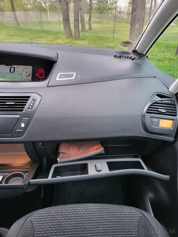 Predám Citroën C4 Picasso 2.0 benzín,automat 103kw - 16