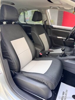 Volkswagen Jetta 1.9Tdi 77kw SR - 16