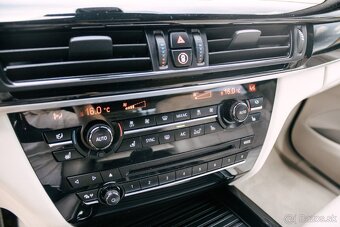 BMW X5 xDrive50i A/T - 16