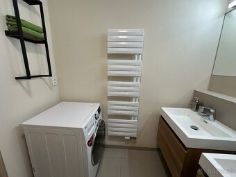 Krásny ,tichý a priestranný 2i byt pri lese,Dúbravka - 16