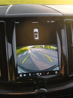 Volvo XC60 B4 R-Design A/T (odpočet DPH) - 16