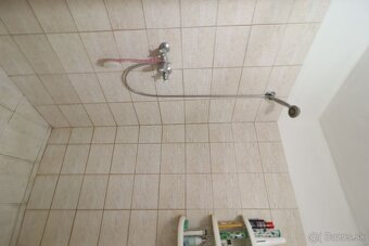 Ponúkam na predaj rodinný dom - Bátovce - 16