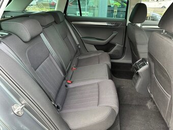Škoda Superb Combi 2.0 TDI 110kW Style DSG - 16