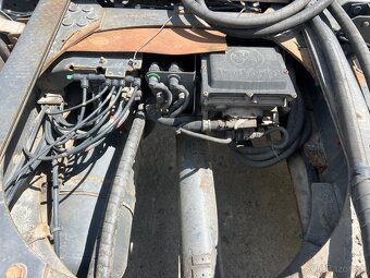 RENAULT PREMIUM DXI L R 450.26 T 6X4 - 16