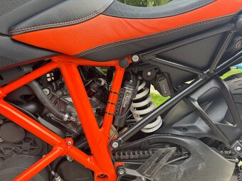 KTM Super Duke GT - 16