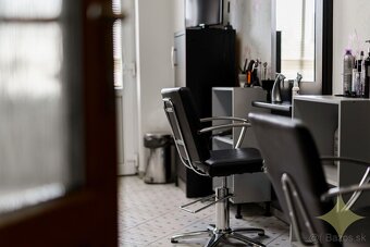 Bátovce, dom o veľkosti bytu s veľkým pozemkom - 16