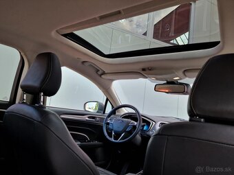 Ford Mondeo hybrid VIGNALE PLNÁ VÝBAVA 71 400km - 16