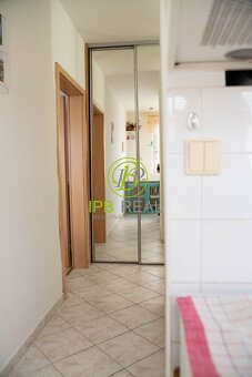 Zariadený 1 izb. byt na Vážskej ulici vo Vrakuni orientovaný - 16
