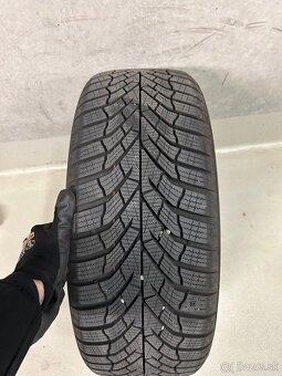 215/55 R17 zimné Kumho wintercraft WP52 + wintercraft 71 - 16