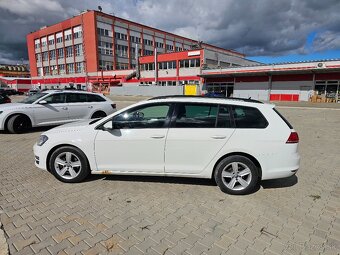 VW Golf Combi 2.0 TDI, 110 kW, MANUÁL - 16