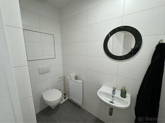 Prenájom rožného obchodno-skladového priestoru 421 m² s kanc - 16