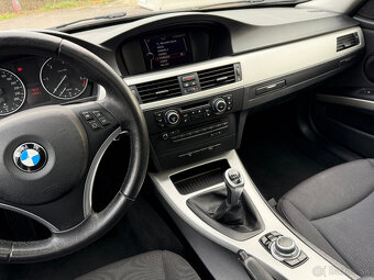 BMW rad 3 Facelift e91 Touring 320d 135kw Navi / Panorama - 16
