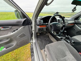 Toyota Land Cruiser - Landcruiser LC 120 - 16