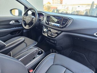 Chrysler Pacifica 3.6L V6 7 miest Radar DPH - 16