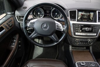 Mercedes-Benz GL 350 BlueTEC 4MATIC - 16